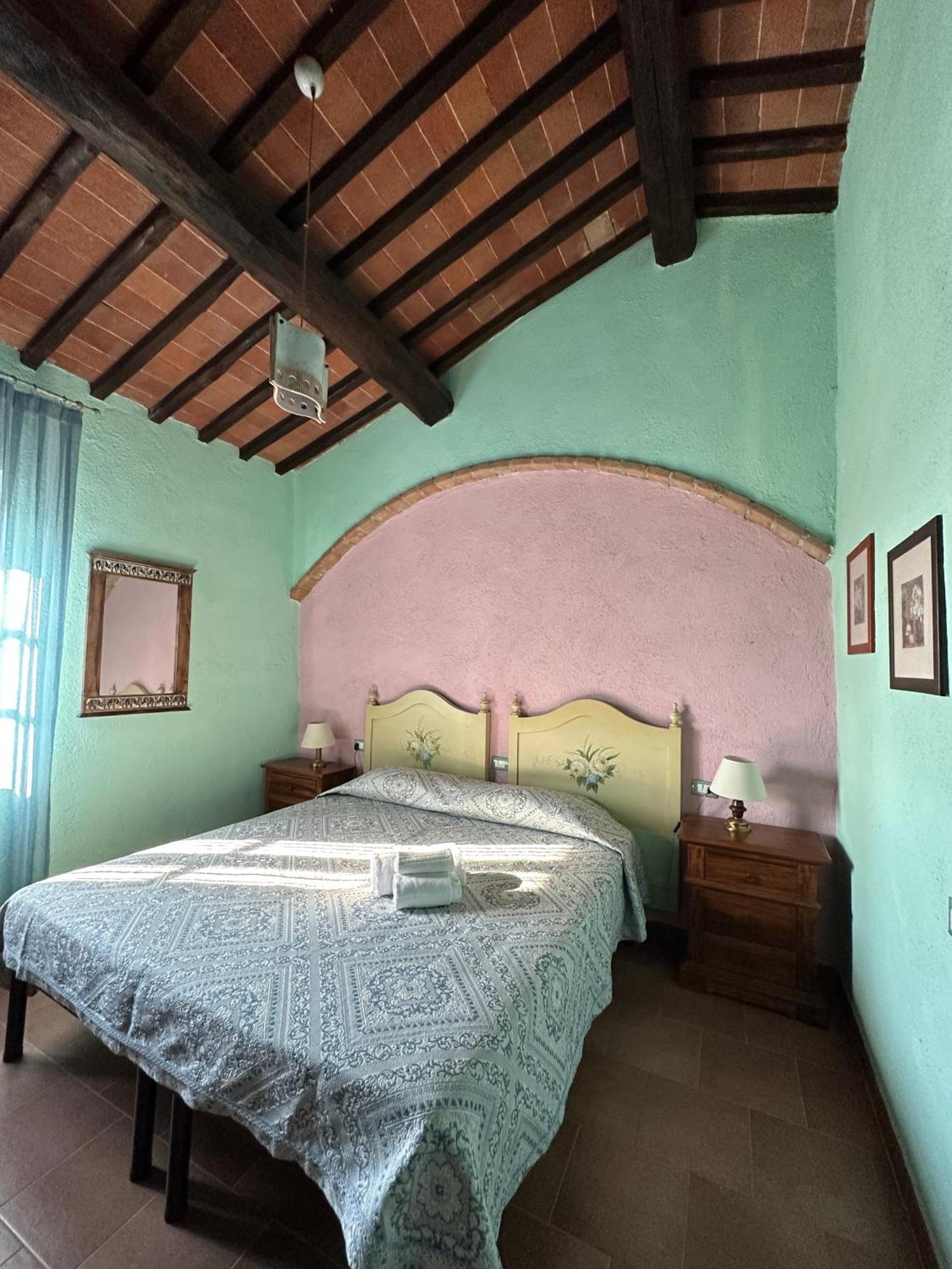 Borgo Tignano Casole dʼElsa Exterior foto