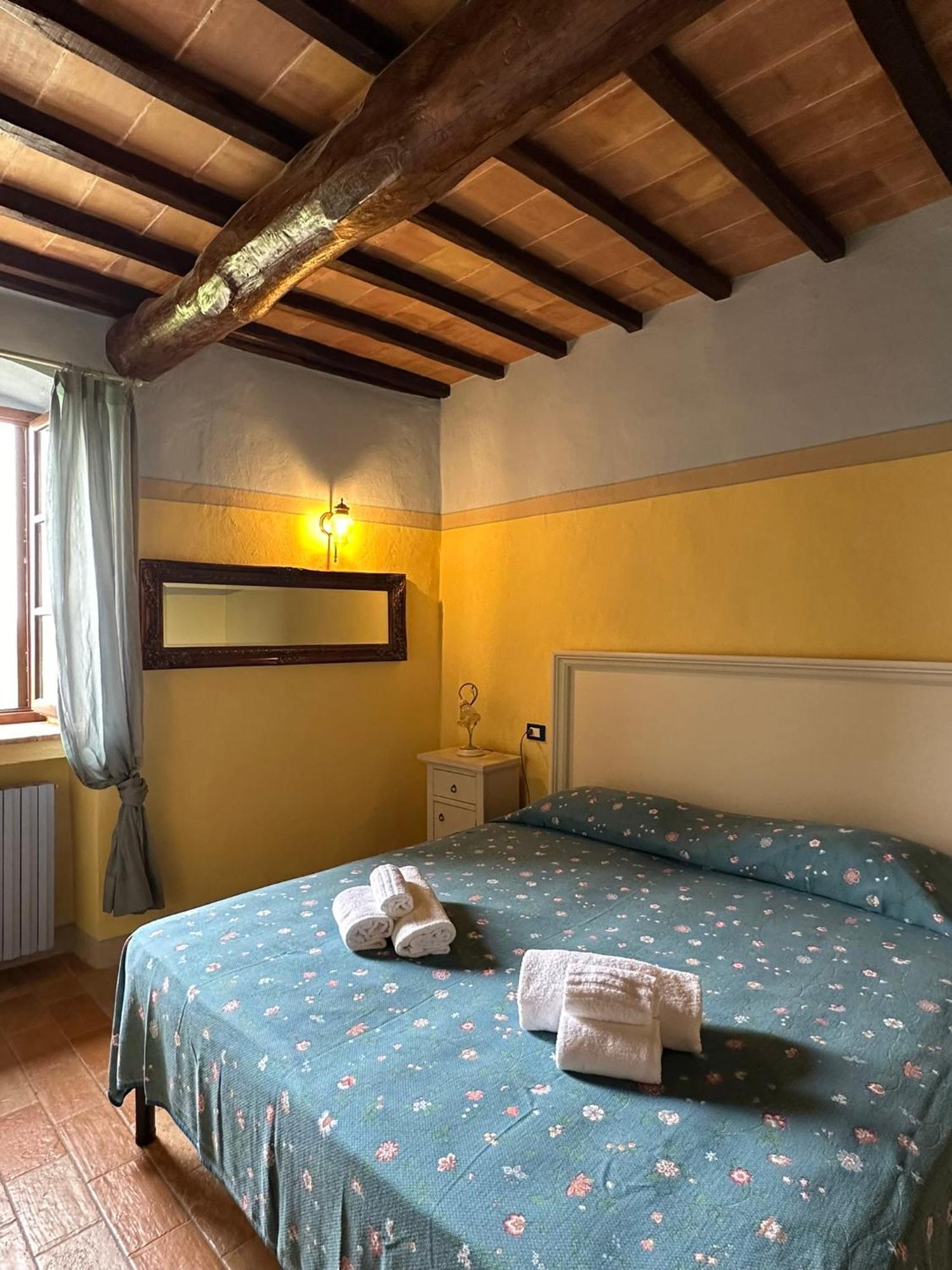 Borgo Tignano Casole dʼElsa Exterior foto